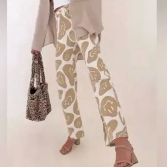 Bailey Rose Smiley Face Jeans - Picture 2 of 8